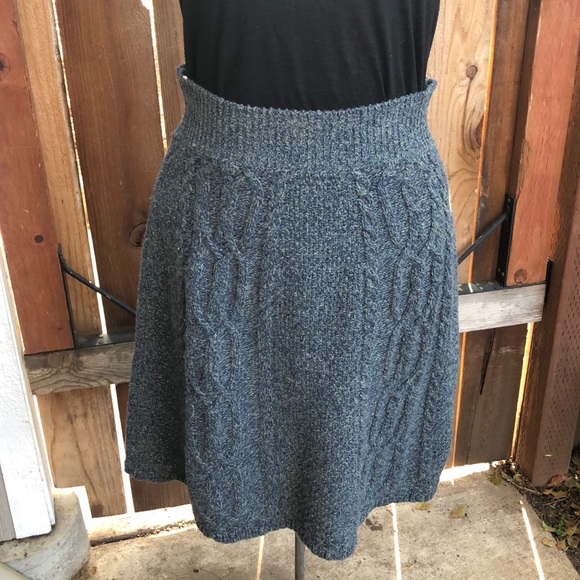 Anthropologie Dresses & Skirts - 3/$15 Anthropologie moth skirt xs